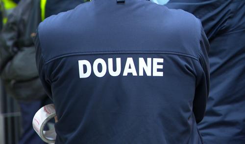 Visite du ministre Clarinval aux douanes de Liège Airport