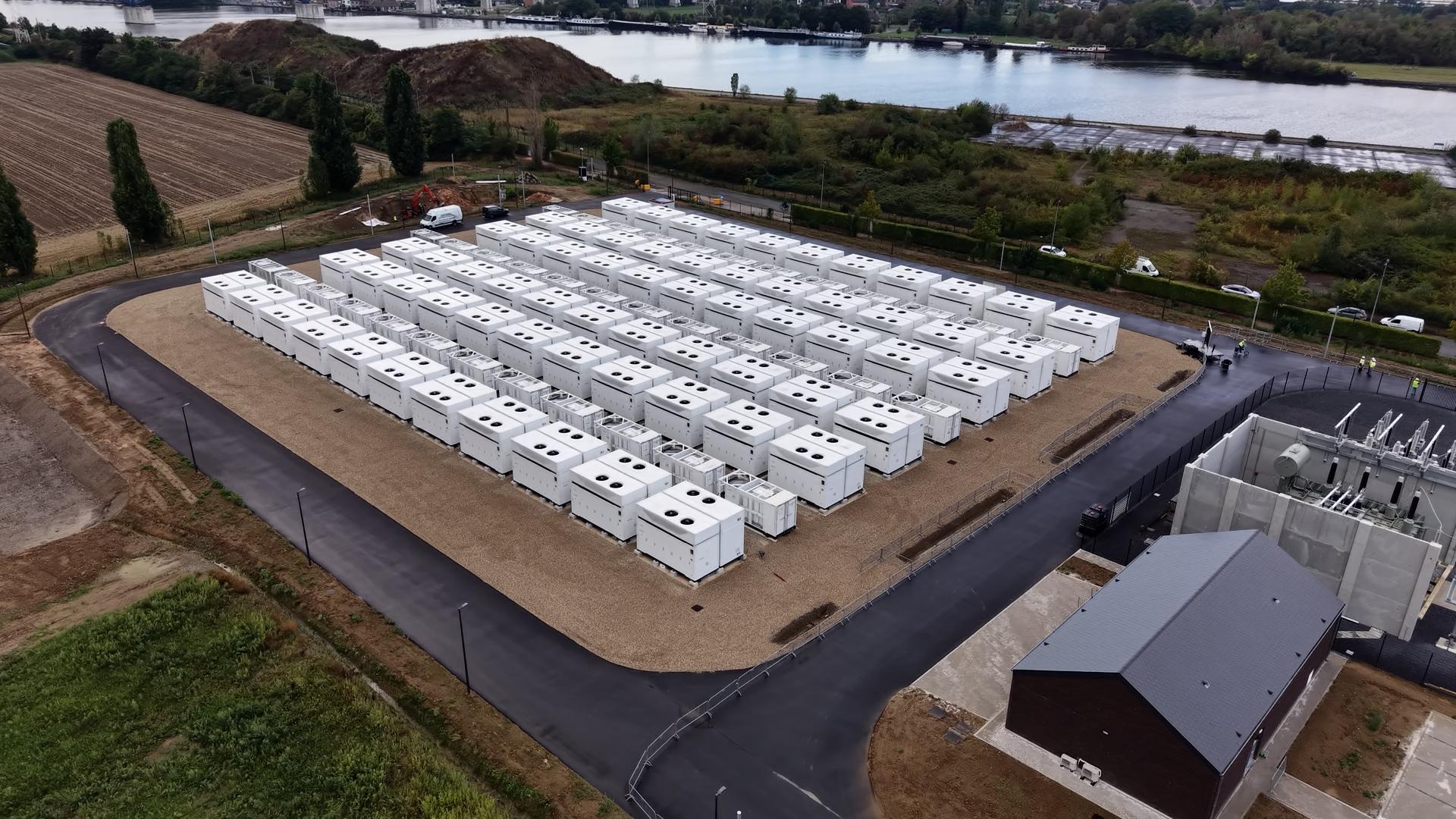 Le plus grand parc de batteries de Wallonie inauguré par Luminus à Visé
