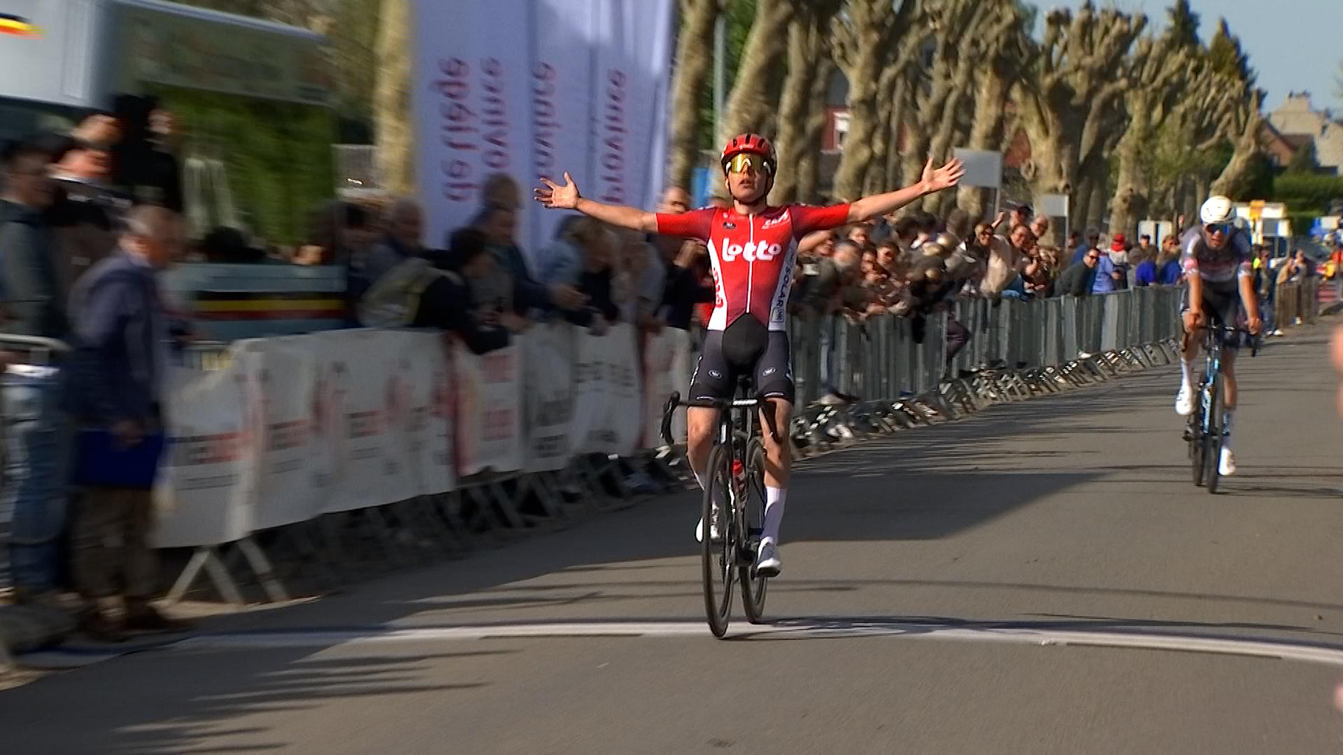 À 19 ans, Jarno Widar remporte Liège-Bastogne-Liège Espoirs