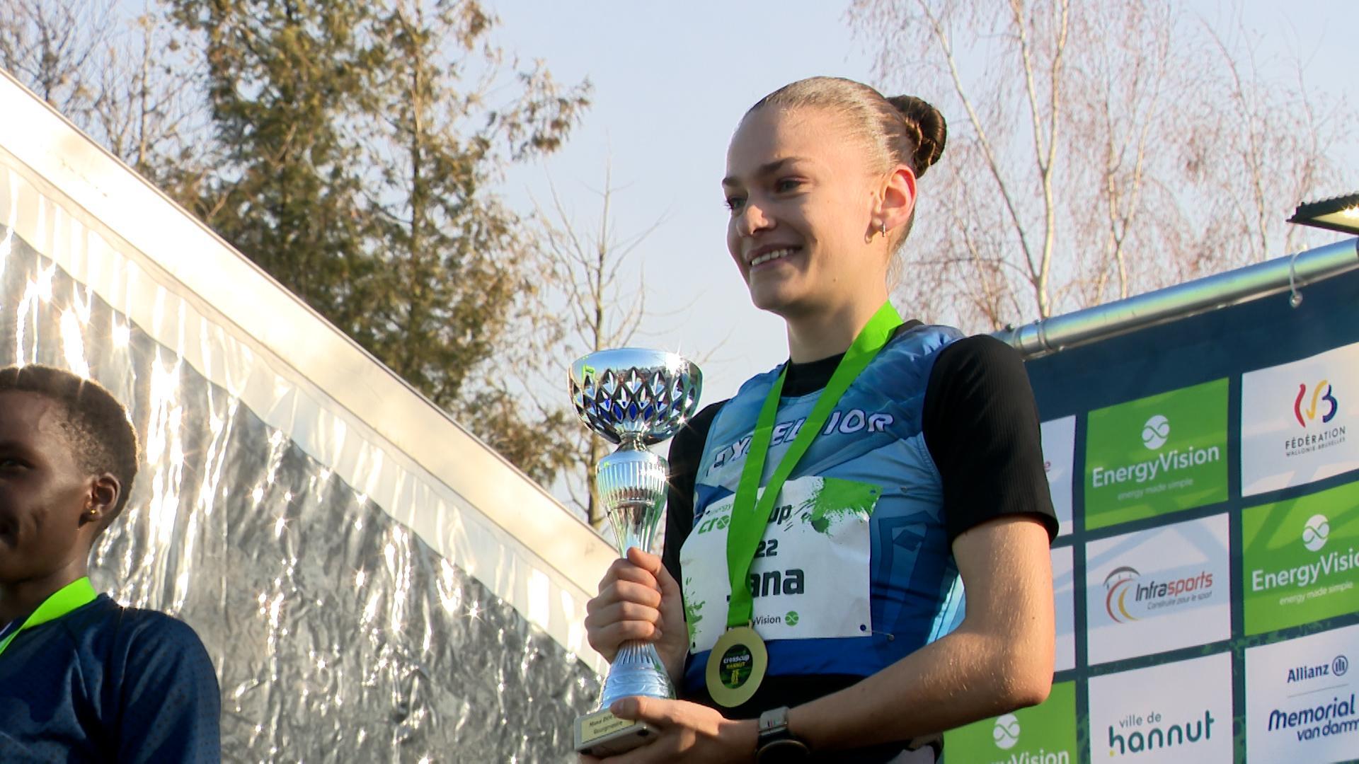 Cross de Hannut: Jana Van Lent pour l'histoire et succès ensoleillé