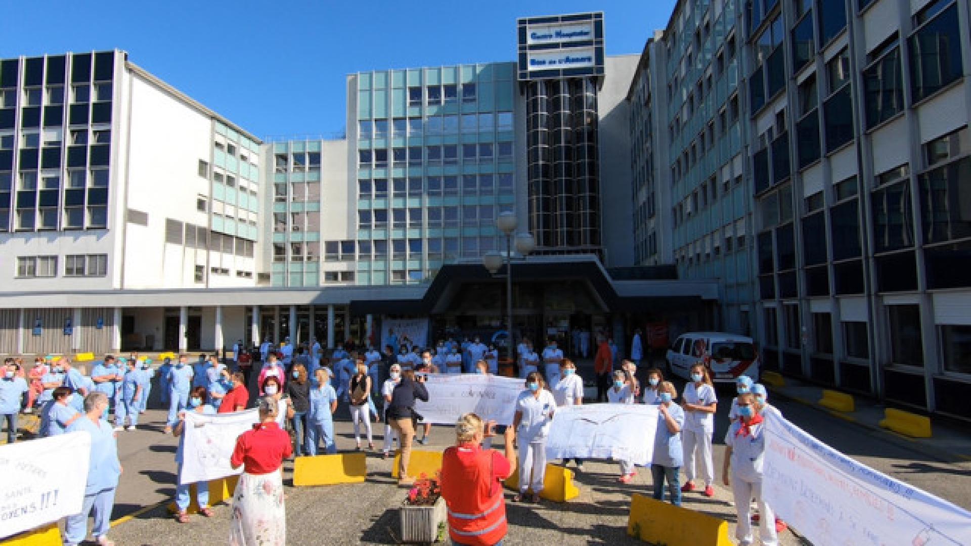 Le personnel de la santé en colère