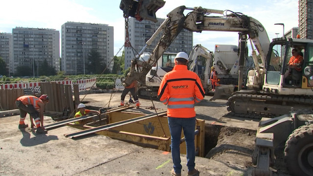 Pont Atlas  :  déplacement des réseaux pour le chantier du tram