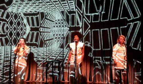 Punch Life : un set musical avant un spectacle théâtral