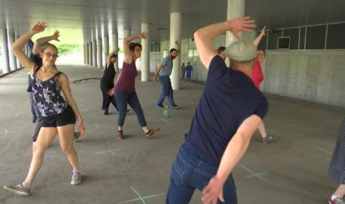 Une école de swing organise ses cours en plein air
