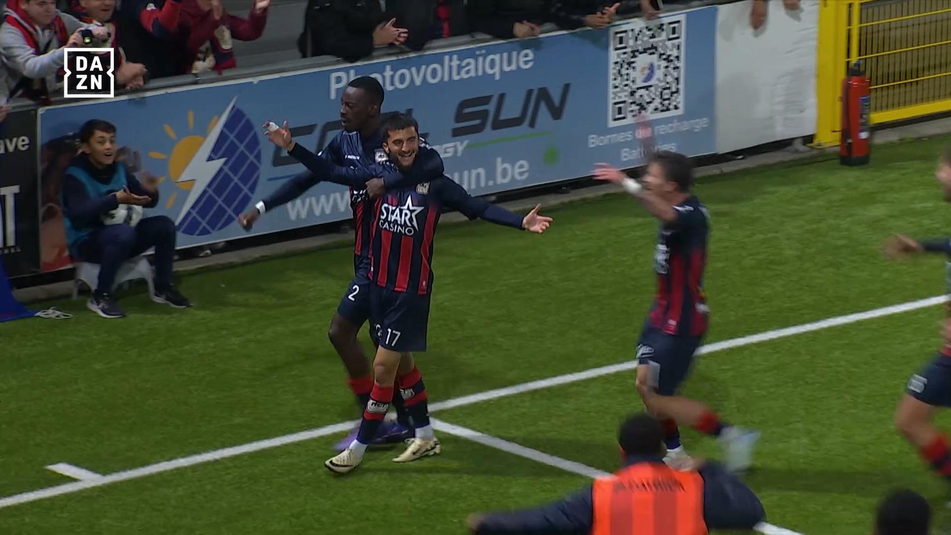 Da Silva après son lob : "Je n'avais jamais marqué un but pareil"