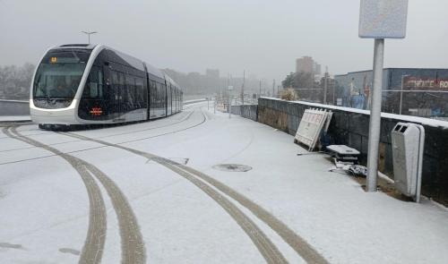 Tram en commun S7#16 : Un tram en hiver