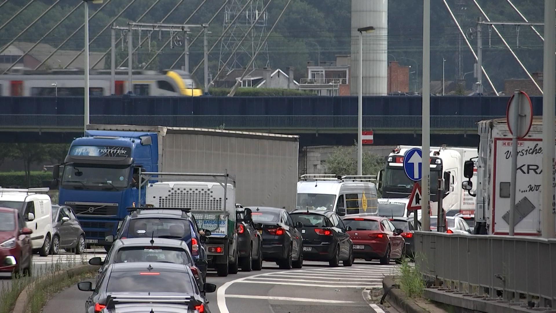 A Liège, les trajets domicile - lieu de travail se font majoritairement en voiture