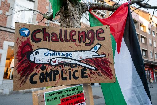 Une plainte collective déposée contre Challenge Airlines