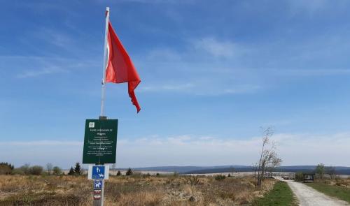 Le drapeau rouge hissé dans les Hautes Fagnes en raison du risque d'incendie