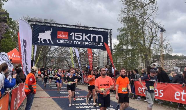 12.000 coureurs pour les 15km de Liège