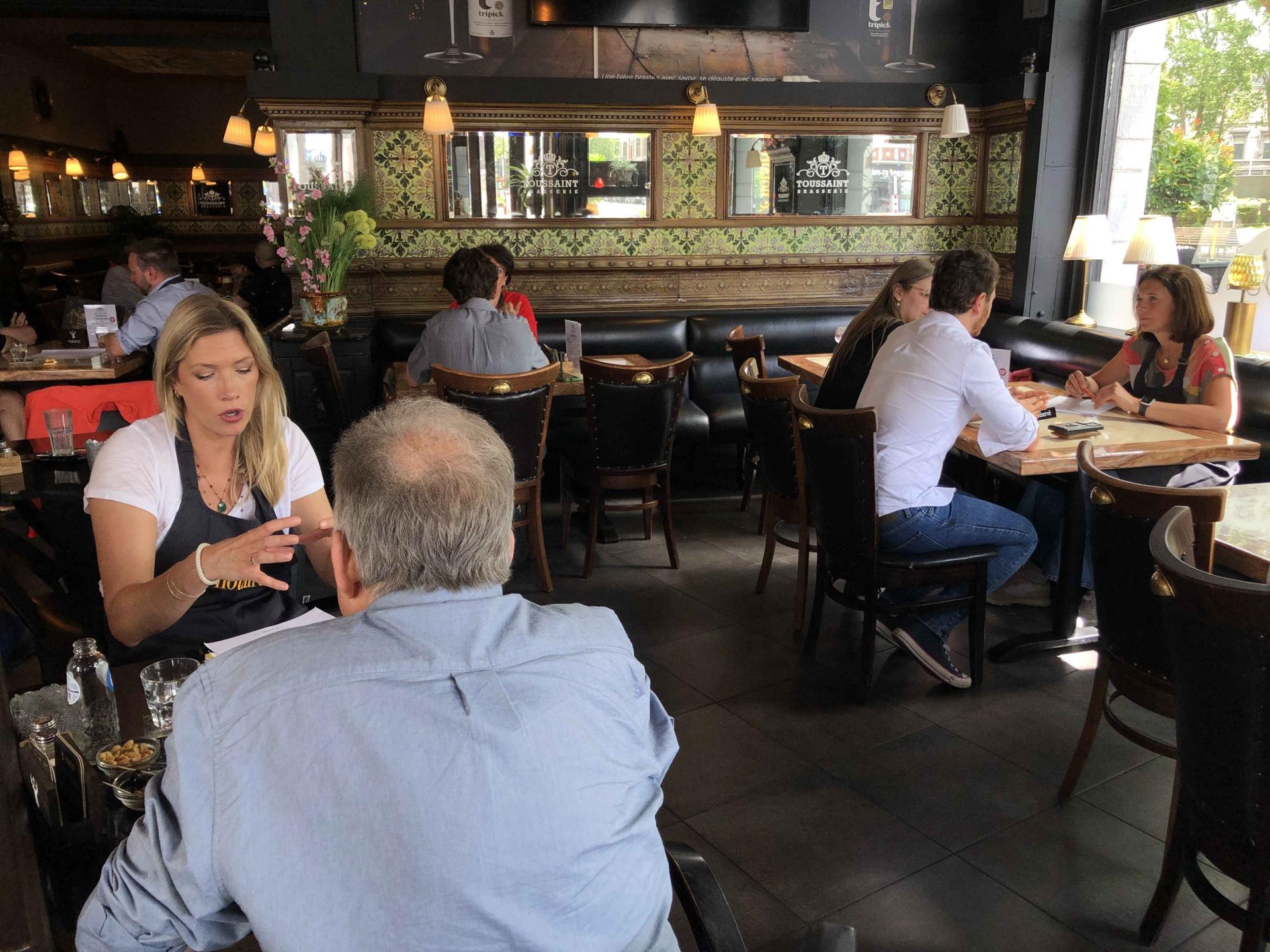 Quand les notaires reçoivent les citoyens dans un café !