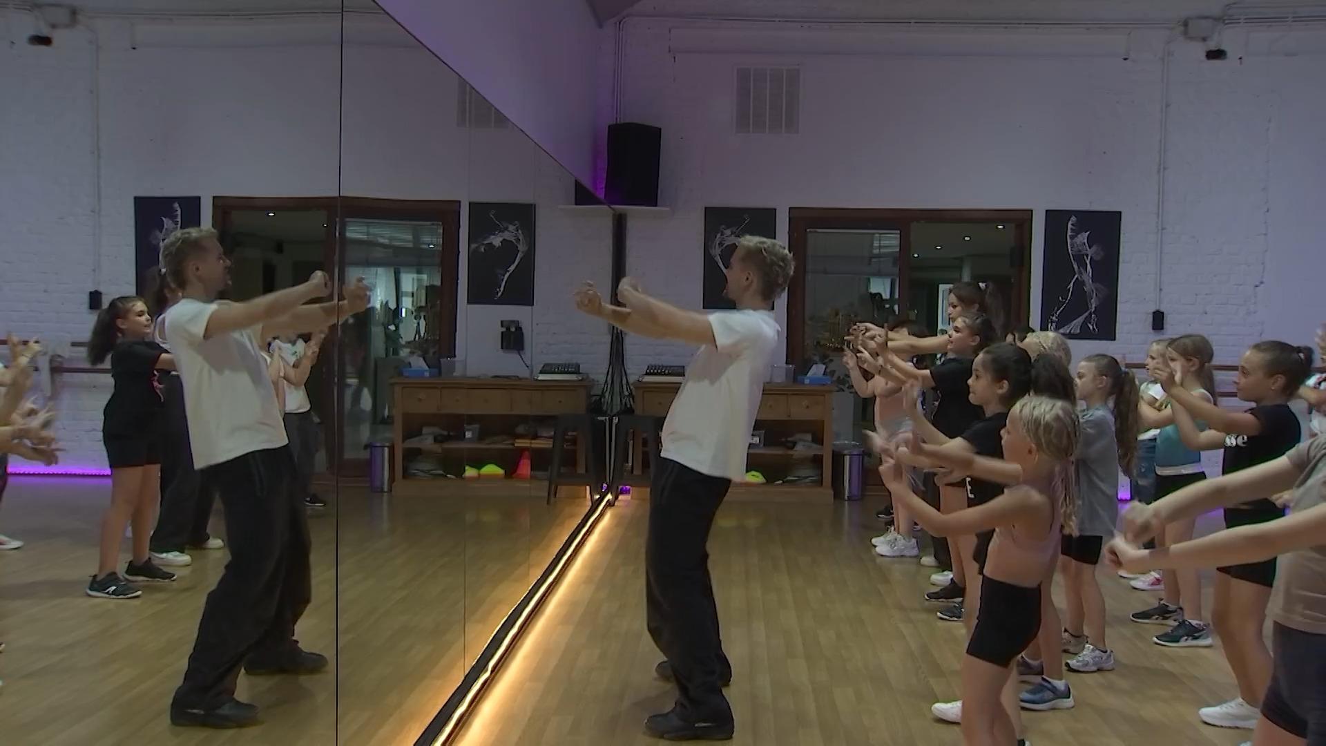 Huy : stage de hip hop avec le danseur professionnel Maximilien Henrion