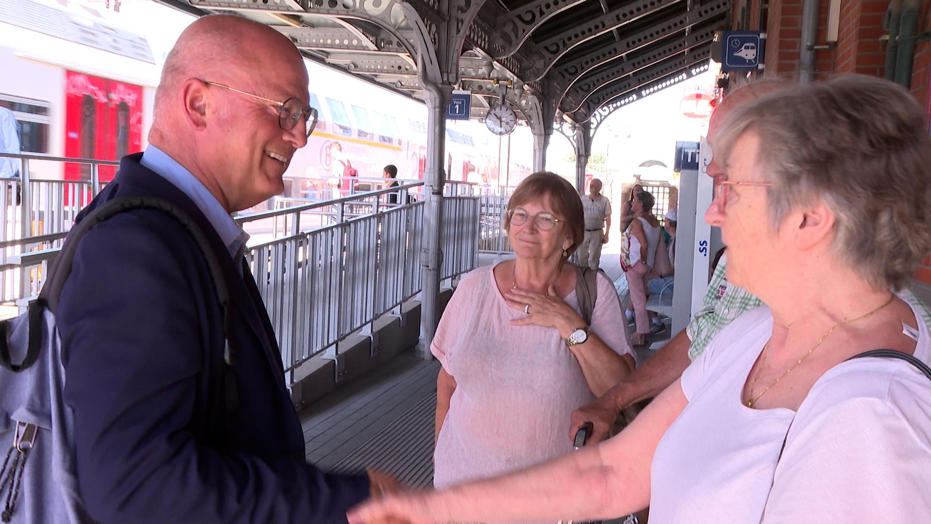 Le ministre Crucke en visite à Waremme