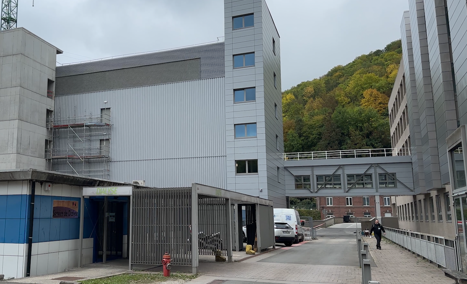 Le bâtiment D, coeur du service de dialyse au CHR de Huy