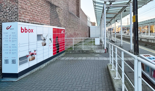 Des distributeurs Bbox dans toujours plus de gares du pays