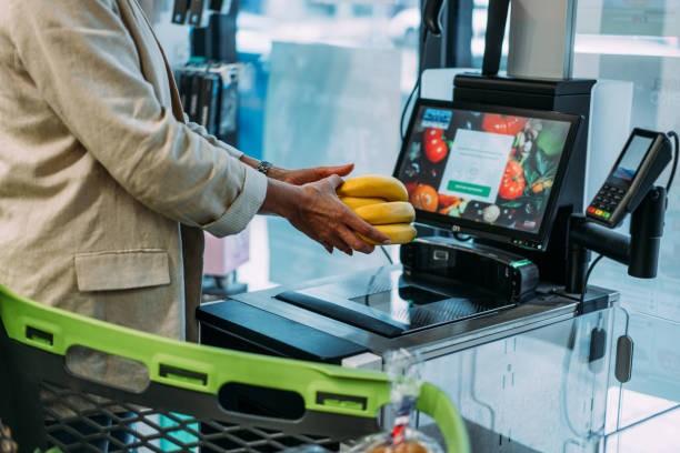 Comeos introduit un recours contre la taxe sur les caisses en libre-service