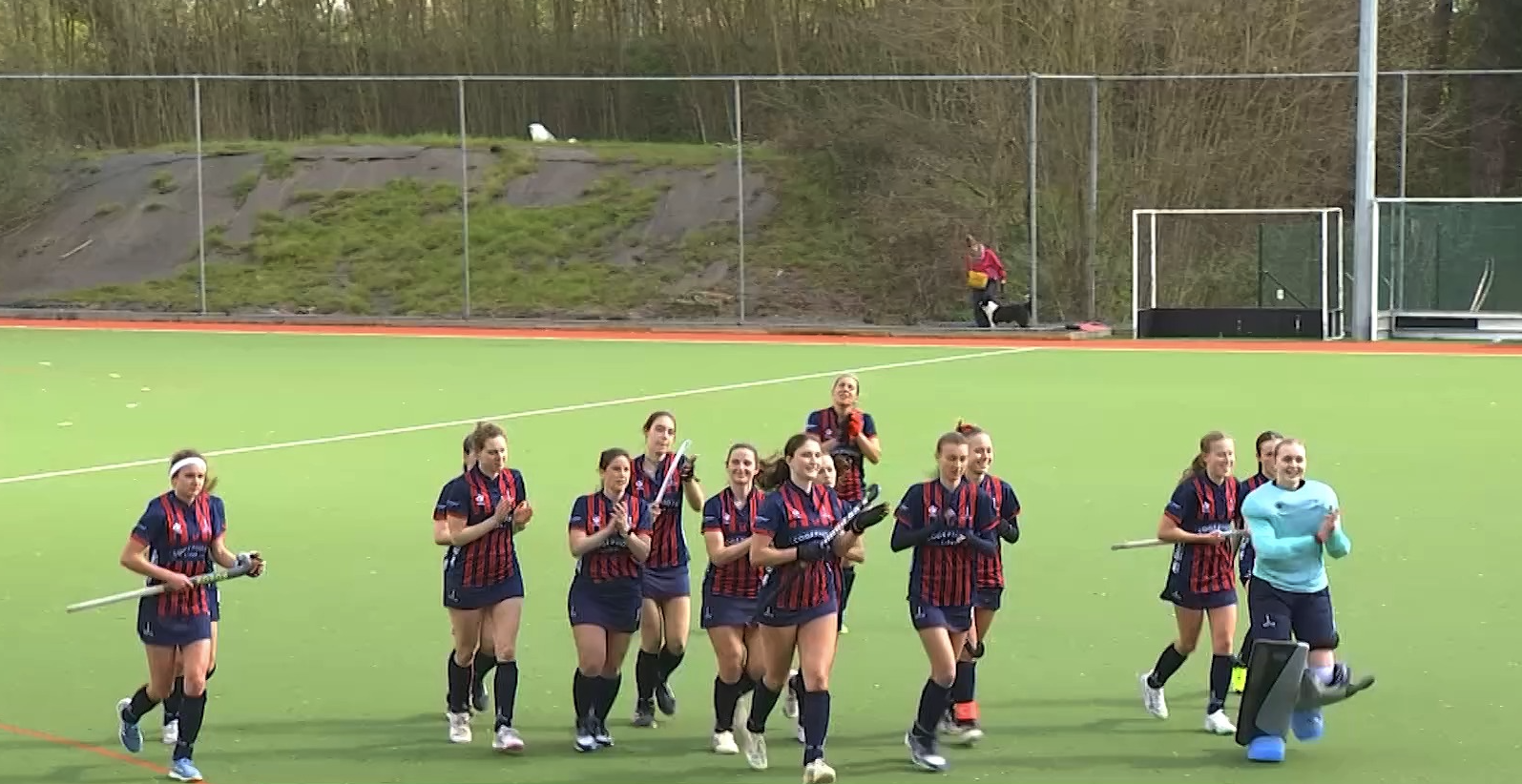 Hockey sur gazon: les dames de l'Old Club assurent le minimum syndical pour espérer le maintien
