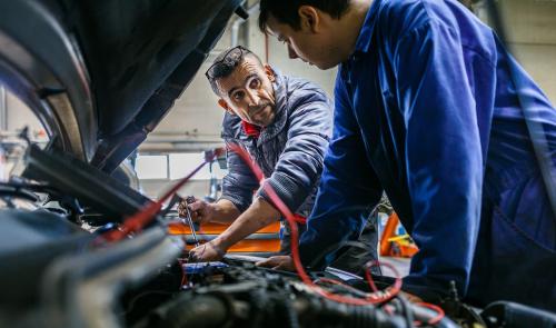 Se former comme mécanicien d’un marque automobile allemande bien connue