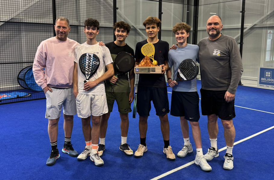 Le Squash22 récompensé pour son travail avec les jeunes en padel