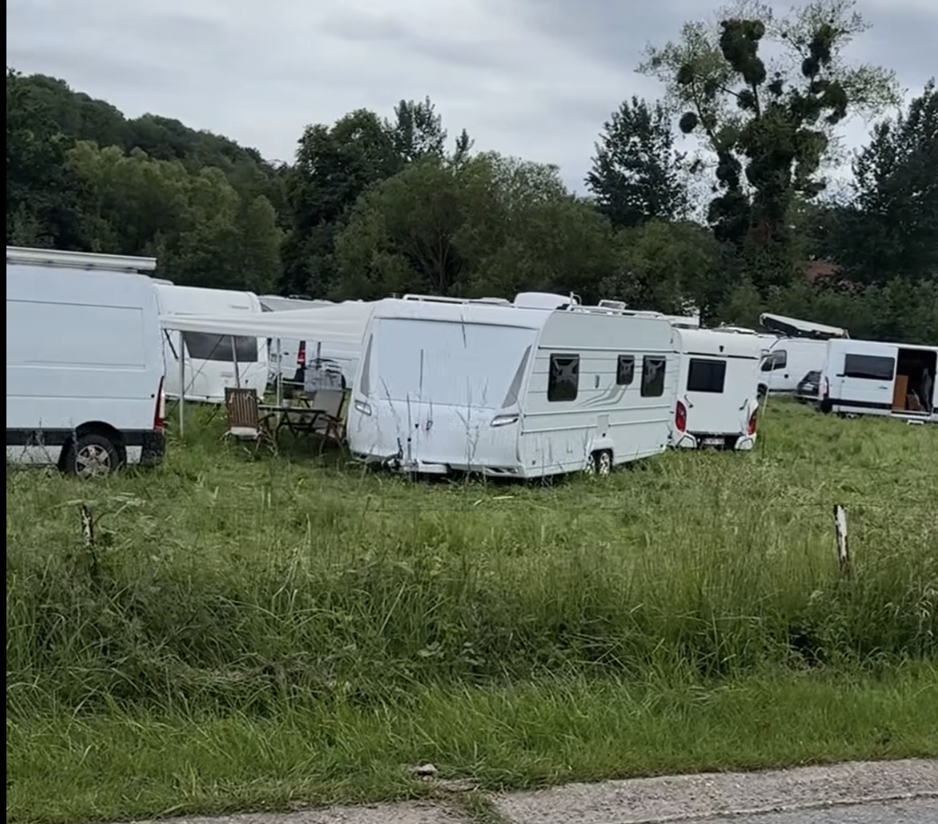 Une centaine de caravanes à Fumal
