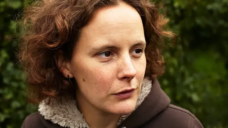 Esneux : le Conseil d'État rétablit Marie Peeters dans son mandat de conseillère communale