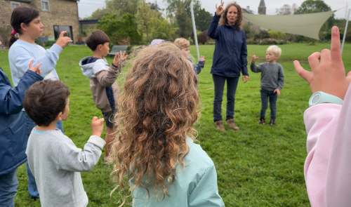 Une école pas comme les autres à Modave : « L’enseignement alternatif est mis à l’honneur chez nous »