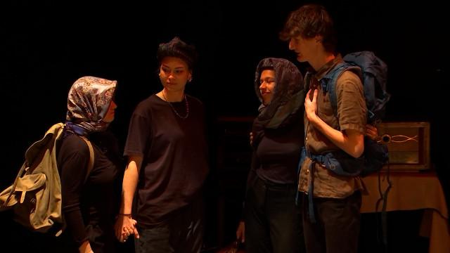 "Au-delà des frontières" : une création collective par des élèves du Lycée de Waha
