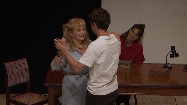"Héritage" : Cédric Eeckhout rend hommage à sa mère et partage la scène avec elle 