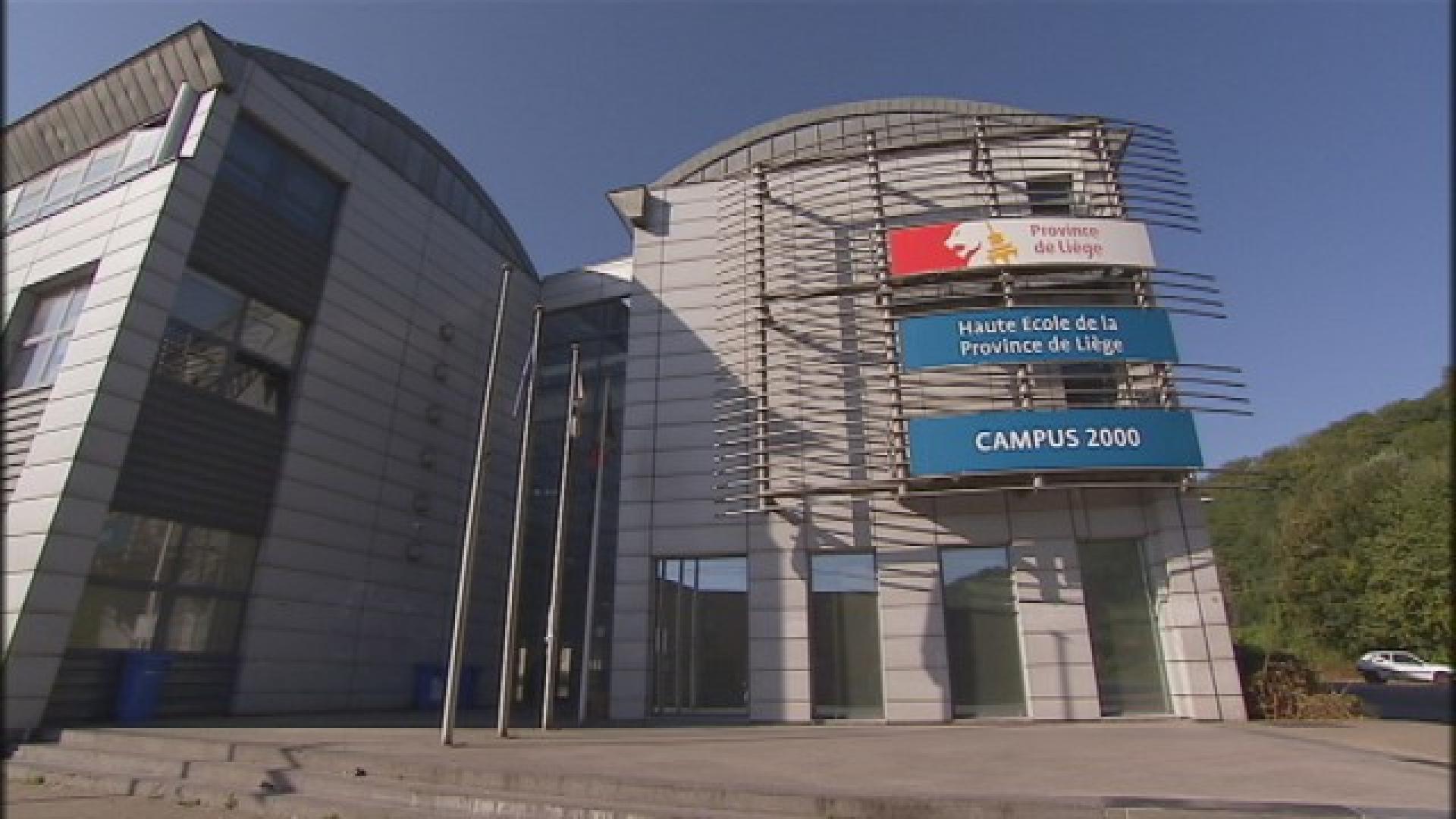 Le port du voile en question à la Haute Ecole de la Province 