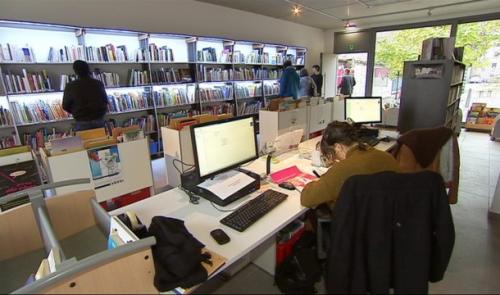 Nouvelle bibliothèque dans l'écrin ouvert de Saint Léonard 