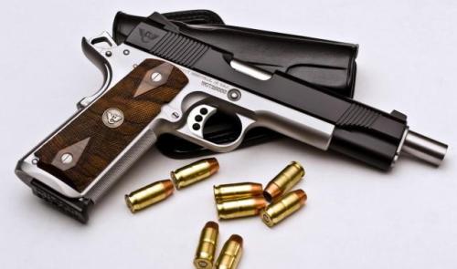 Perquisition au banc d'épreuves des armes à feu de Liège