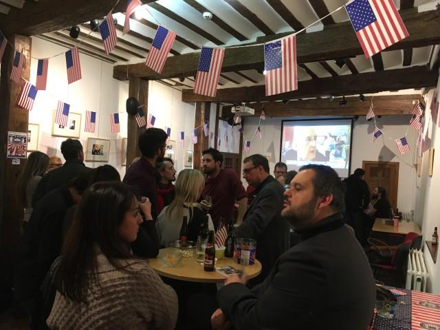 Nuit d'élections US à la Maison de la presse