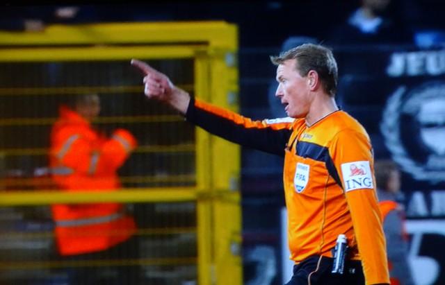 Charleroi-Standard arrêté à la 67e minute !