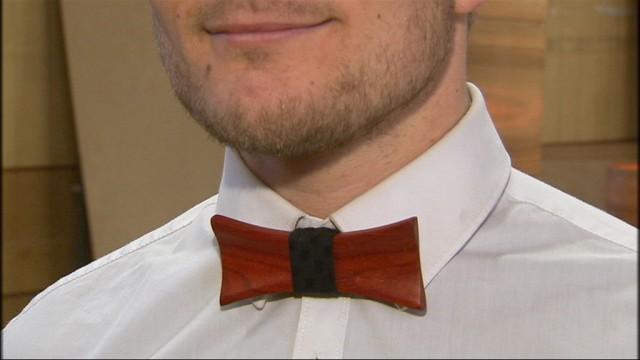Elégance masculine : le noeud pap' en bois 
