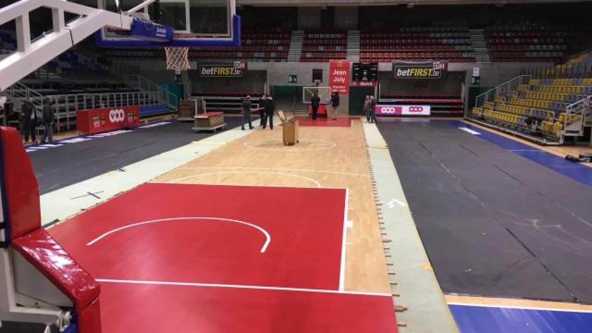 Parquet du Country Hall : toujours l'espoir de pouvoir poncer 