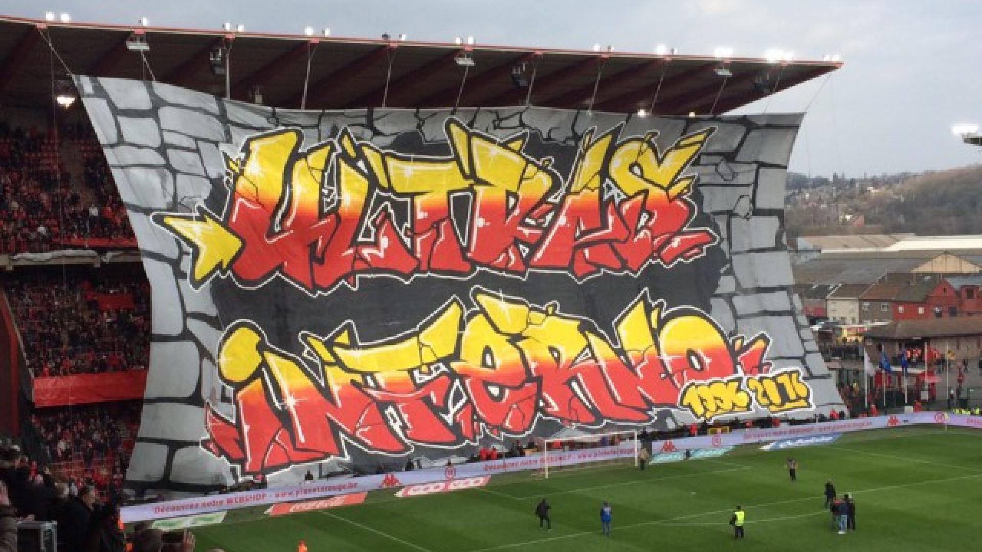 Le plus grand tifo de Belgique par les supporters du Standard (vidéo)