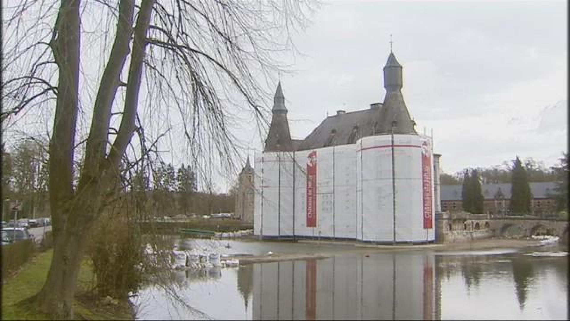 Importants travaux au chateau de Jehay