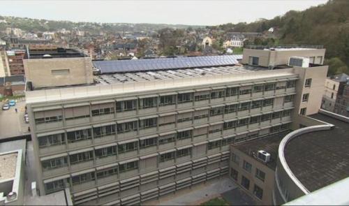 Le Centre Hospitalier Régional de Huy investit dans les énergies vertes.