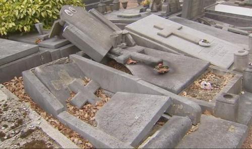 Une cinquantaine de tombes vandalisées à Ougrée !