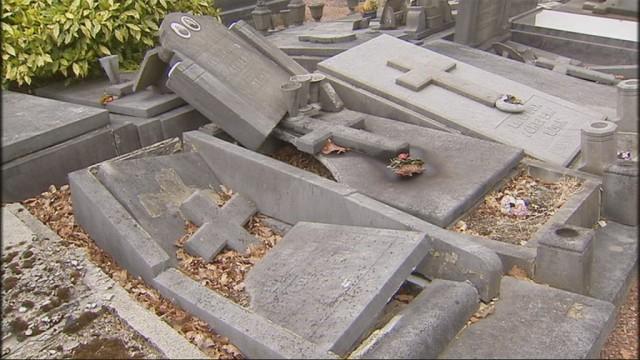 Une cinquantaine de tombes vandalisées à Ougrée !