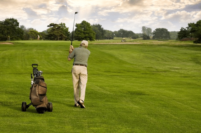 Du golf pour les seniors