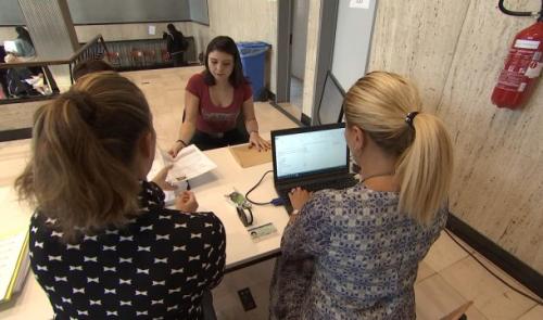 Etudiants français en kiné et logopédie : on fait la file !
