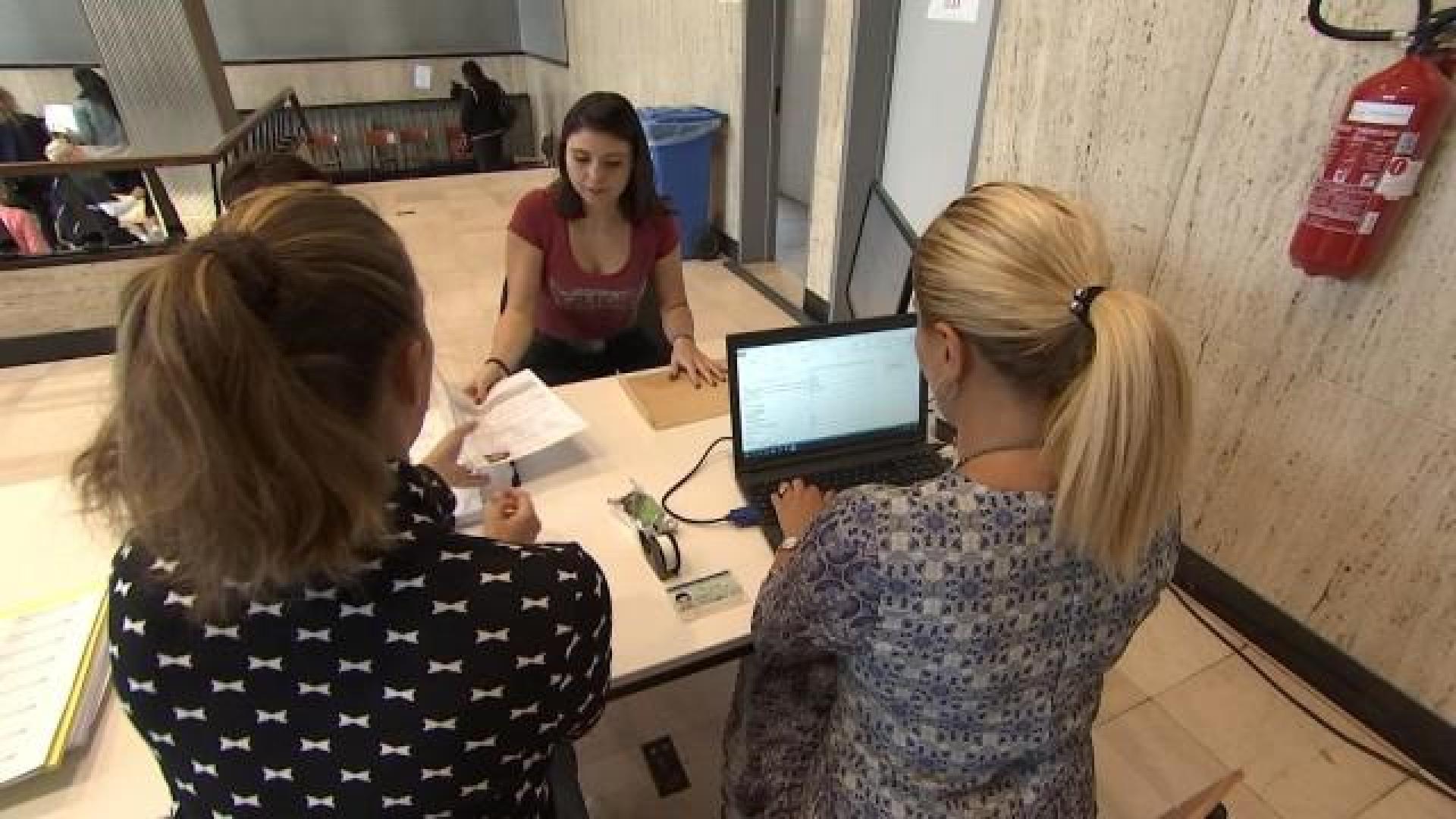 Etudiants français en kiné et logopédie : on fait la file !