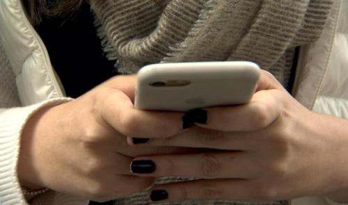 Dans ce collège, c'est smartphone totalement interdit !
