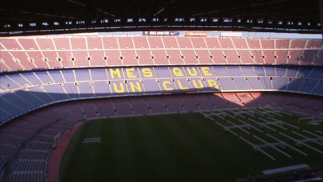 Sécurité : pas plus de policiers au Camp Nou de Barcelone qu'à Sclessin !
