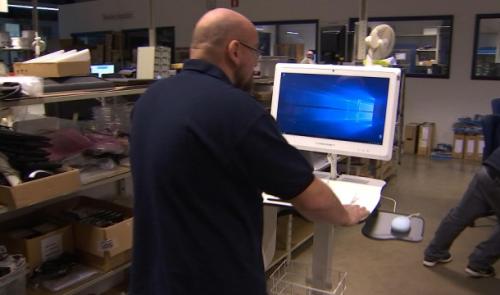 Assembleur de matériel informatique, Celem a 30 ans 