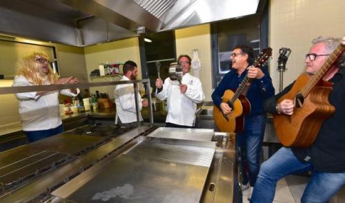 Les restaurateurs liégeois en délire sur Facebook