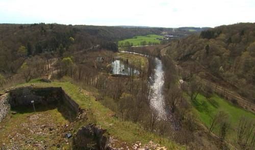 Découvertes multiples au château de Logne 