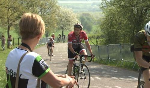 8000 cyclos dans les côtes de Liège-Bastogne-Liège