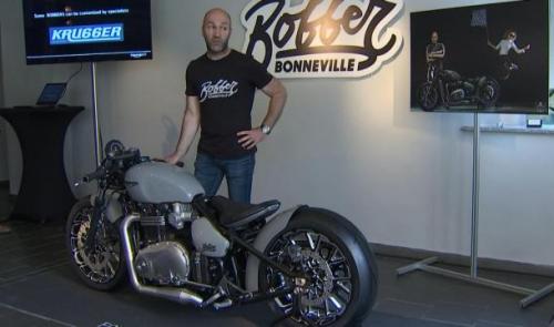  Krugger transforme la Triumph Bobber.